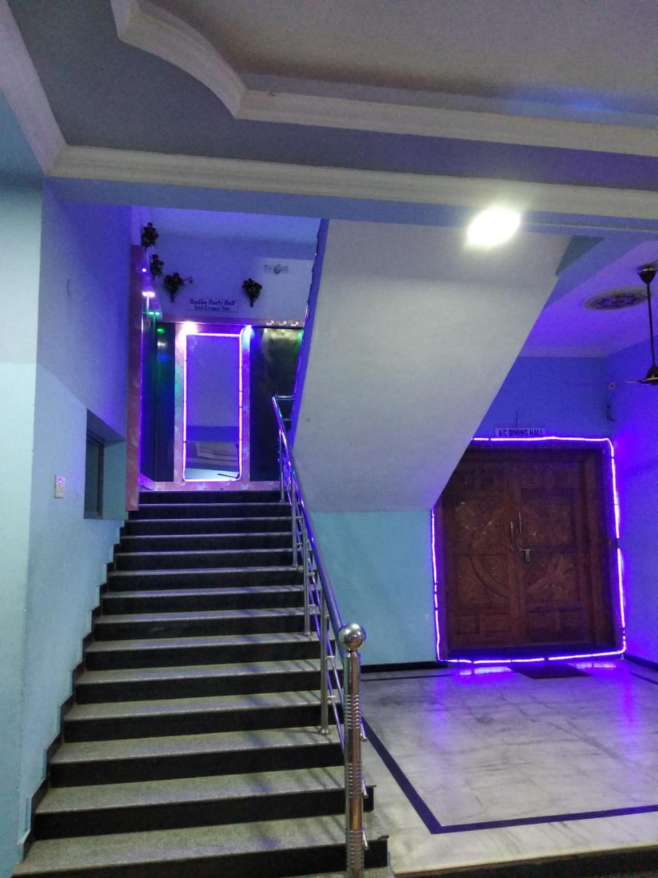 Radha Party Hall Káncsipuram Kültér fotó