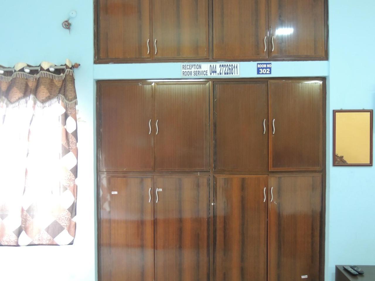 Radha Party Hall Káncsipuram Kültér fotó